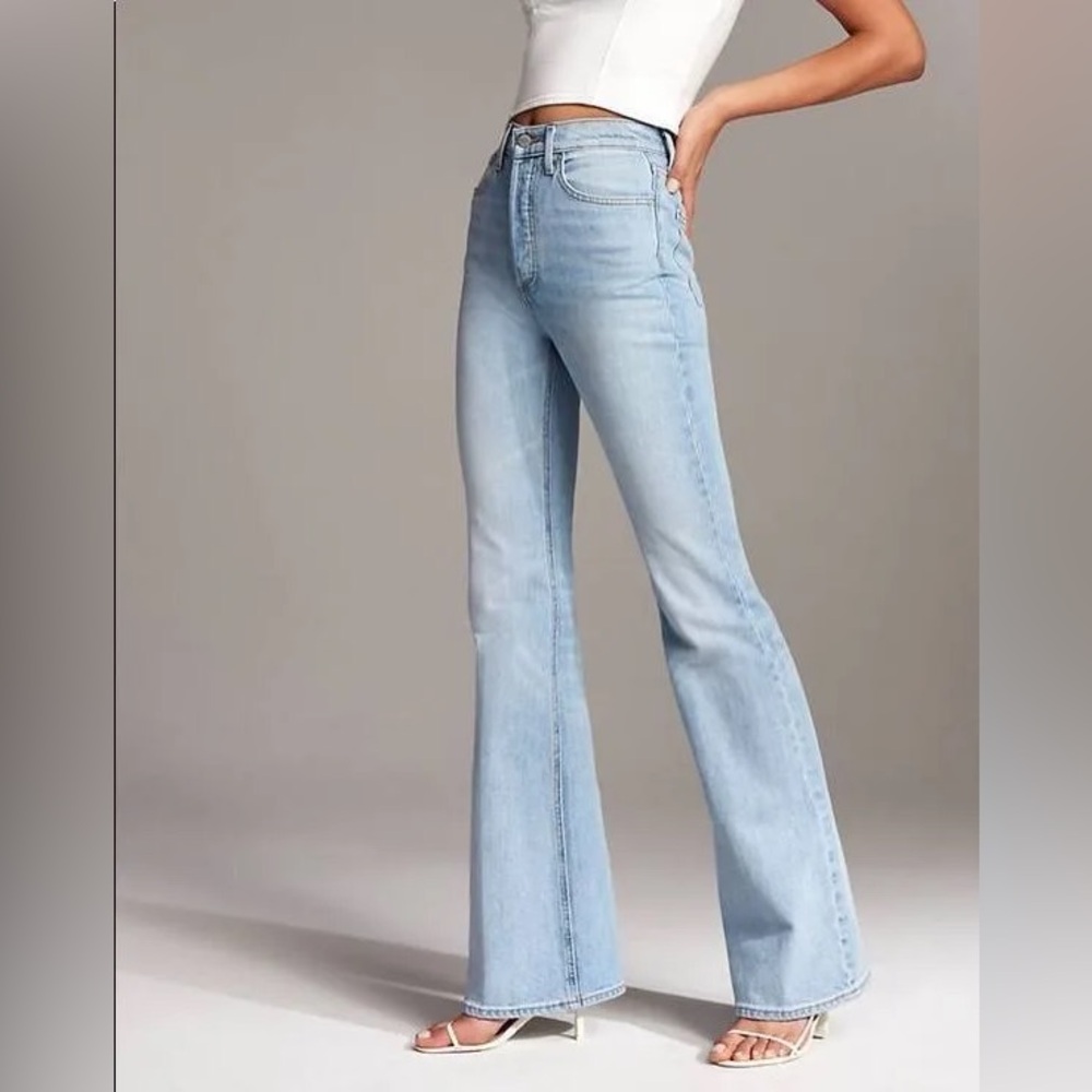 Denim Forum
The Marianne High Rise Flare Size 27
